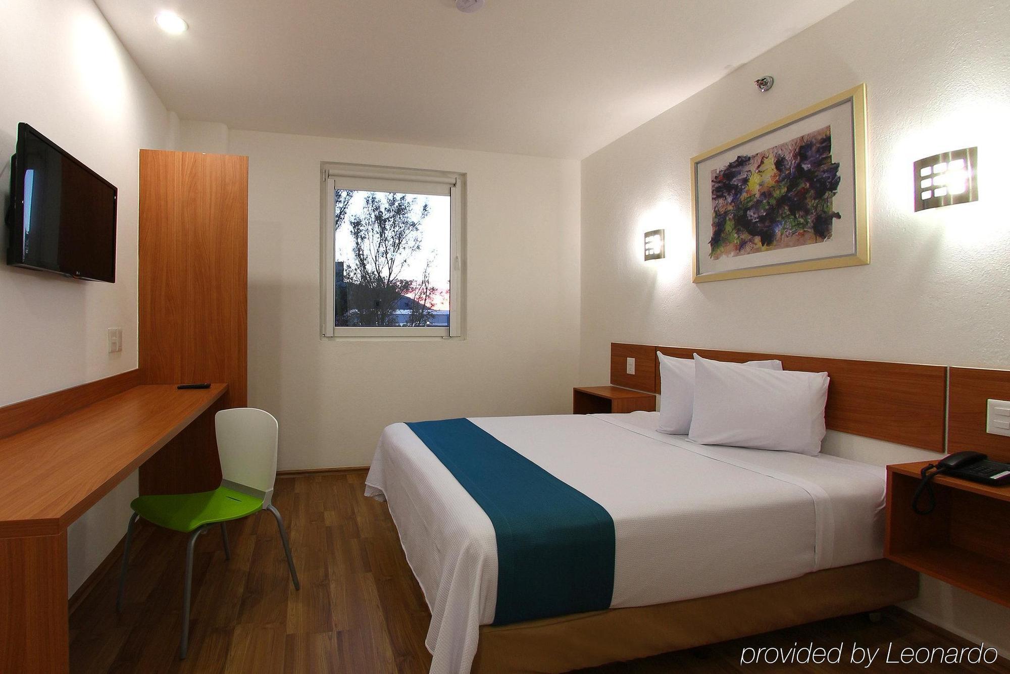 One Guadalajara Periferico Poniente Hotel Zapopan Room photo